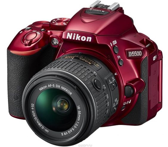 Nikon D5500 Kit 18-55 VR II, červená