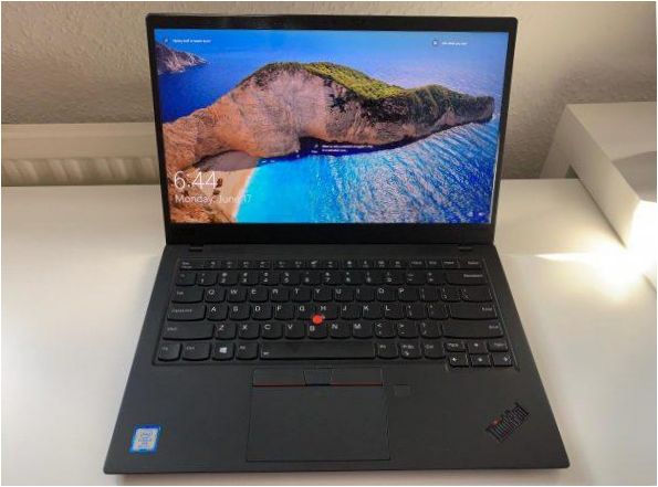 Ultrabook Lenovo THINKPAD X1 Carbon (7. generace)