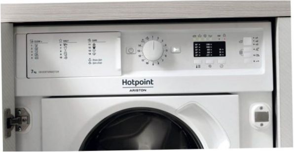 Pračka Hotpoint-Ariston BI WMHL 71283 - šxv: 60x44x85cm