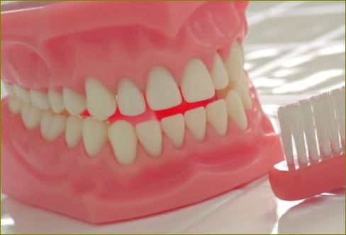 Hygiena zubních náhrad