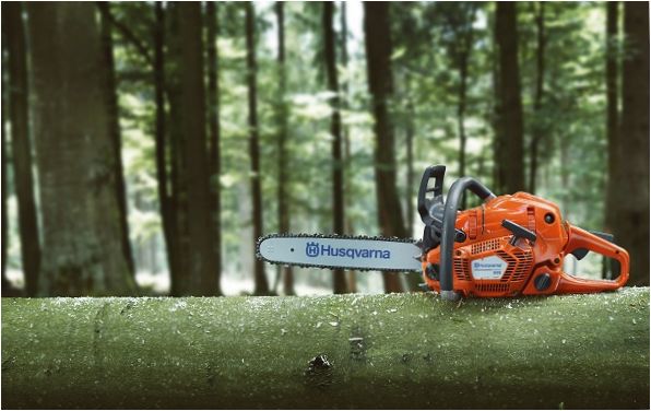 Řetězová pila Husqvarna