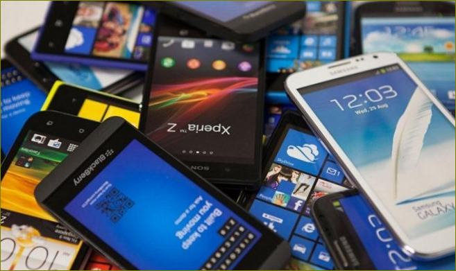 10 nejlepších smartphonů s úhlopříčkou do 5,5 palce