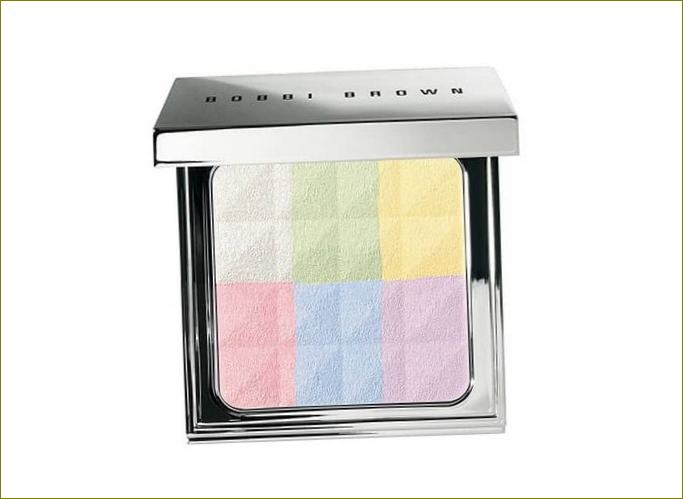 Rozjasňující závěrečný pudr Porcelain Pearl od Bobbi Brown