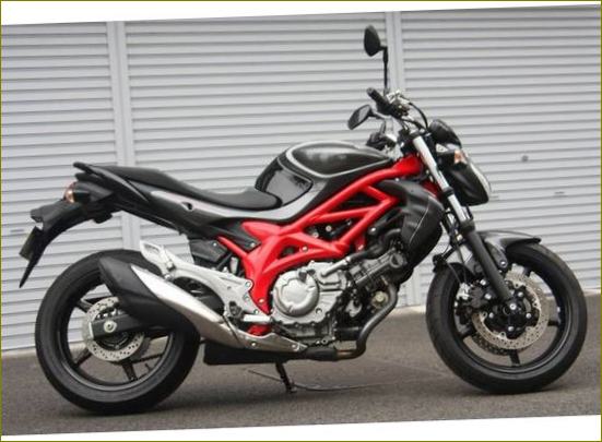 Suzuki Gladius 400 foto