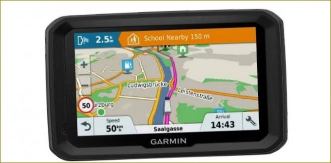 Jak si vybrat dobrý automobilový navigátor: 10 nejlepších modelů