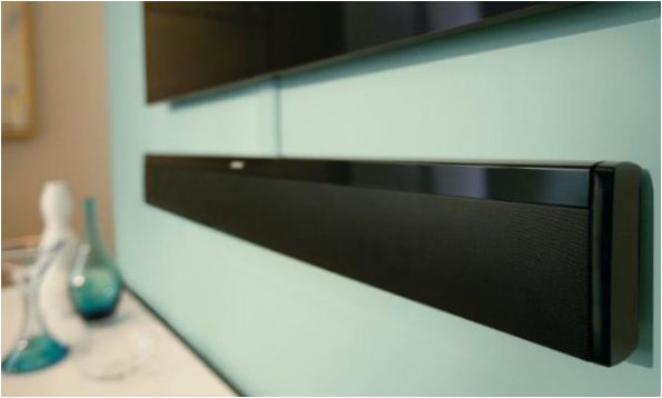 Soundbar na stěně