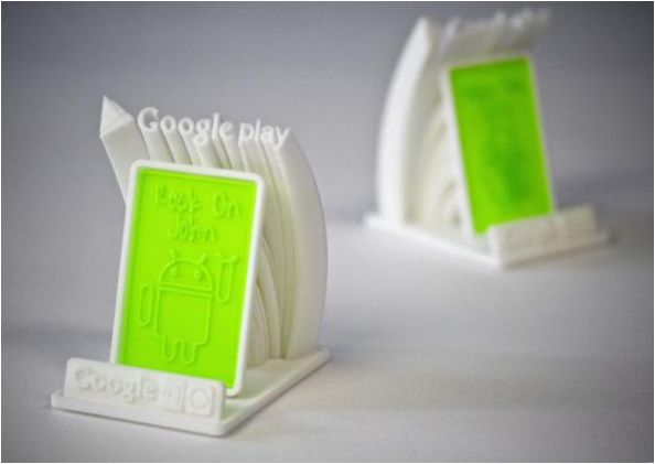 Logo Google play na 3D tiskárně